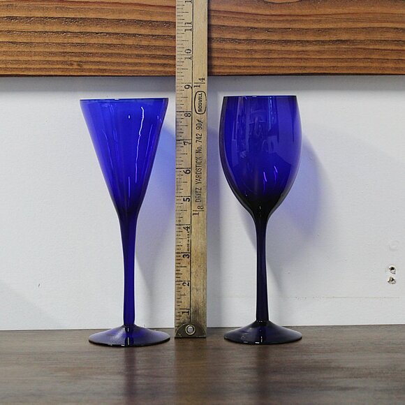 Holiday Cobalt Blue Wine Goblets β Set of 9 β Mismatched β Mid-Century β 6.5"β9" - Picture 5 of 8